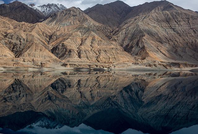 Tajikistan's Energy Crisis: Understanding Early Winter Rationing