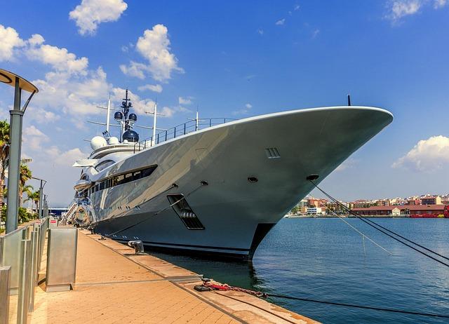 Innovative Trends in Yacht Design & Sustainability