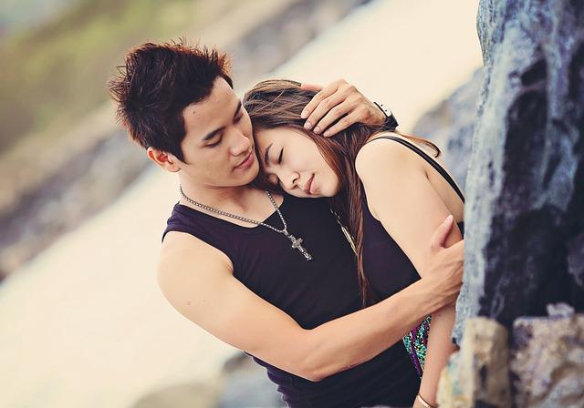 The Risks Associated With Online Dating: Understanding Cultural Differences