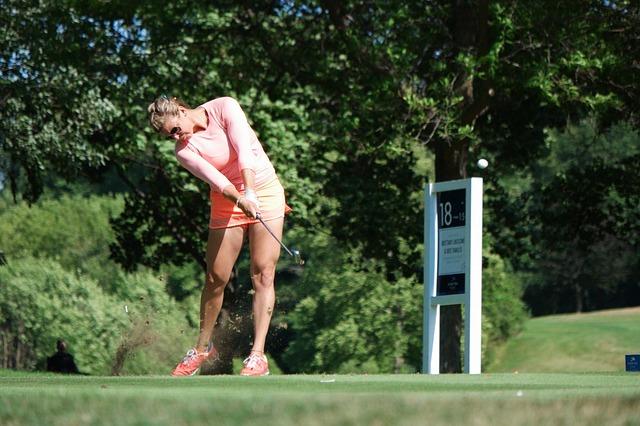 Noteworthy Golfers: Emerging Talent vs Experienced Champions