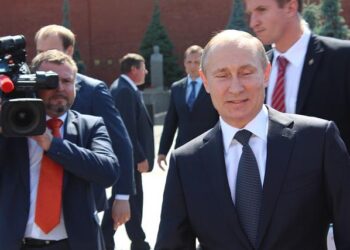 Putin Agrees to Help Trump Broker Nuclear Talks With Iran – Bloomberg