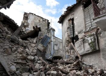 Huge Myanmar Earthquake Collapses Bangkok High-Rise Building – Newsweek