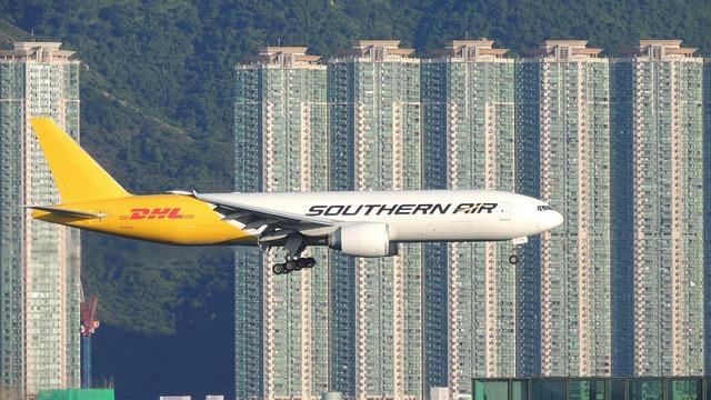 DHL Enhances Strategies for EV Battery Logistics in Asia Pacific