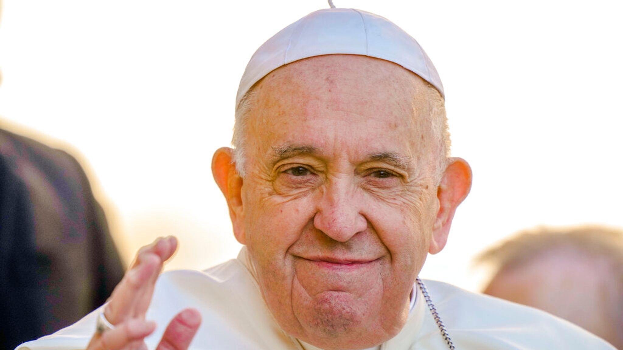 Pope travels from one of the world's poorest countries to one of its richest: Singapore - Spectrum News NY1