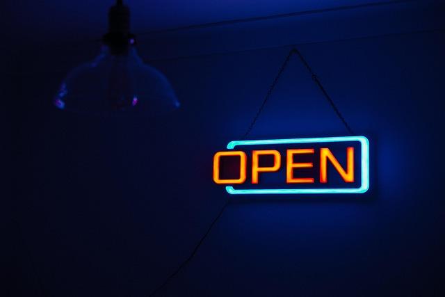 Background on the Open Letter and Its ⁣Signatories