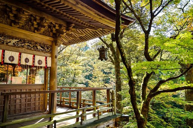 Understanding Japanese Work Culture: A Deep Dive into Etiquette and Expectations