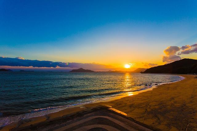 Xiao Jianguo Discusses Strengthening Sino-Brunei Relations During Event