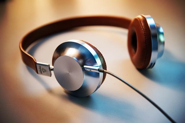 Importance of Curated Playlists in Contemporary Music