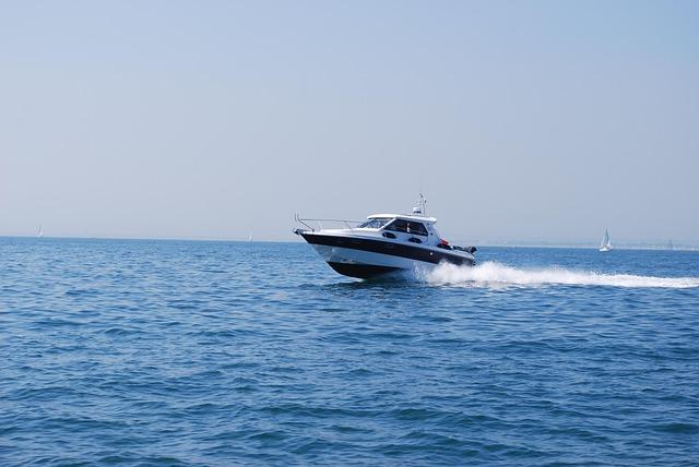 Expert Analysis: Investigating Factors Leading To Speedboat Capsizing