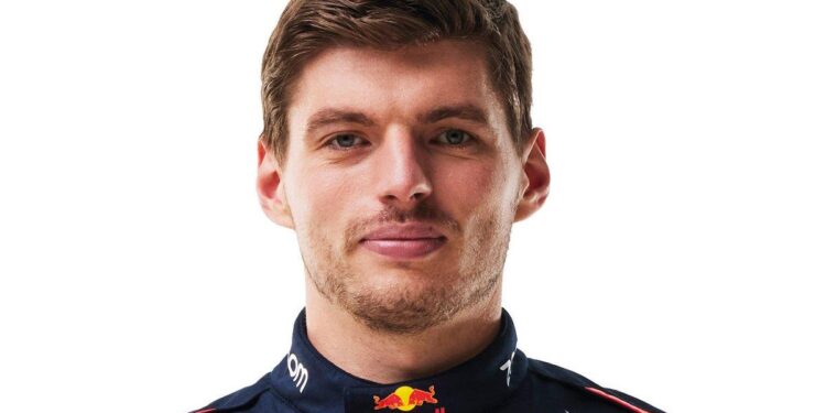 RACE START: Watch the getaway in Japan as Verstappen holds onto the lead while Alonso battles with Gasly – Formula 1
