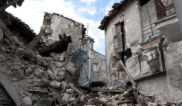 Magnitude 5.9 earthquake strikes Afghanistan, tremors felt in Delhi-NCR – India Today
