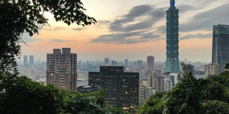 Taiwan bashes Cambodia for sending Taiwanese fraud suspects to China – Focus Taiwan