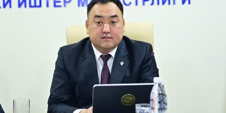 Interior Minister of Kyrgyzstan urges police officers to work honestly – AKIpress News Agency