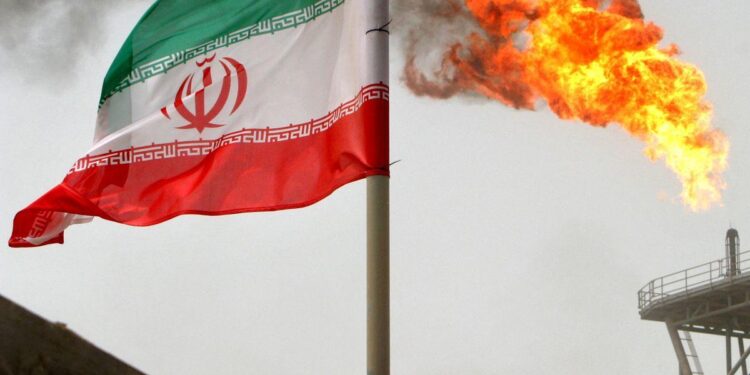 Iran, Iraq advance plans to boost trade to $25 billion despite US pressures – PressTV
