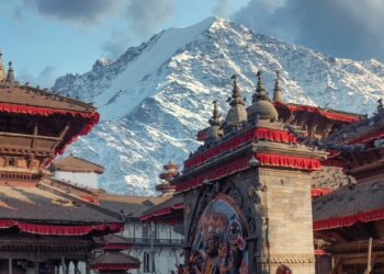 Tens of thousands demonstrate in Nepal seeking restoration of ousted monarchy – The Sun Chronicle