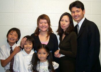 Japanese People in Their Twenties Show Decreasing Desire to Have Children – nippon.com