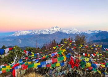 See Nepal’s living goddess leave her palace to bless throngs of worshipers – Daily Sitka Sentinel