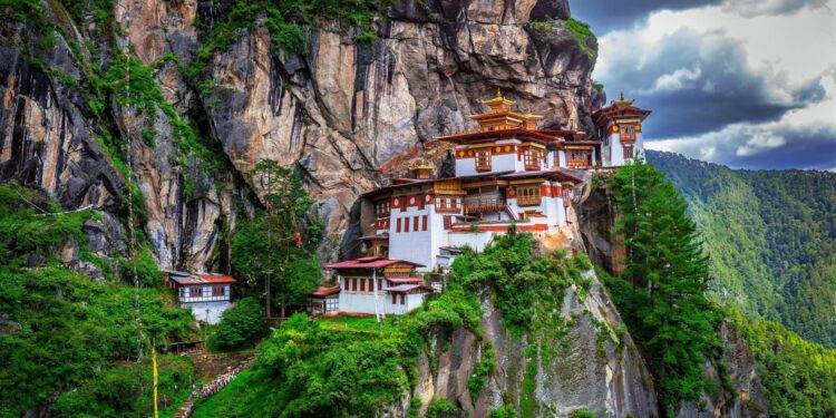 Bhutan: Verdant landscapes, breathtaking vistas, and the greatest hotels – Prestige Hong Kong