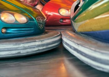 Electric vehicle sales soar in India amid concerns about emissions rules, gas prices – Seeking Alpha