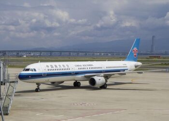 China Southern Airlines denies link to passenger after dispute on AirAsia China–Malaysia flight – The Online Citizen