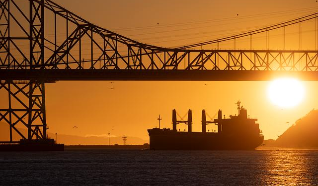 Oil tanker hijacked off the coast of Yemen by Somali pirates, fourth incident in 2 weeks – Firstpost