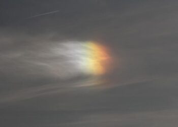 Iridescent rainbow cloud spotted in Indonesia – NBC News