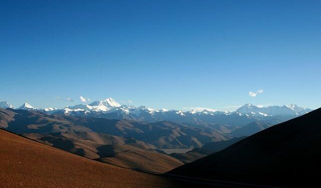 Record 274 climbers scale Everest via Nepal in one day – BBC