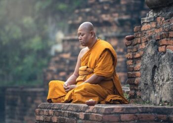When Buddhist Robes Meet Sri Lankan Law – The Diplomat – Asia-Pacific