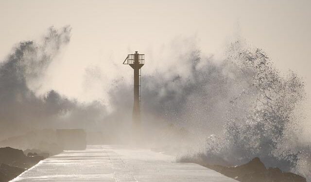 Typhoon Jangmi’s giant eye lights up the night as it approaches Japan – ScienceDaily